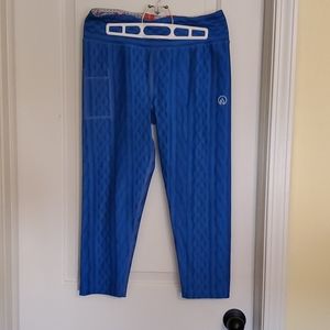 InknBurn cableknit capris 12